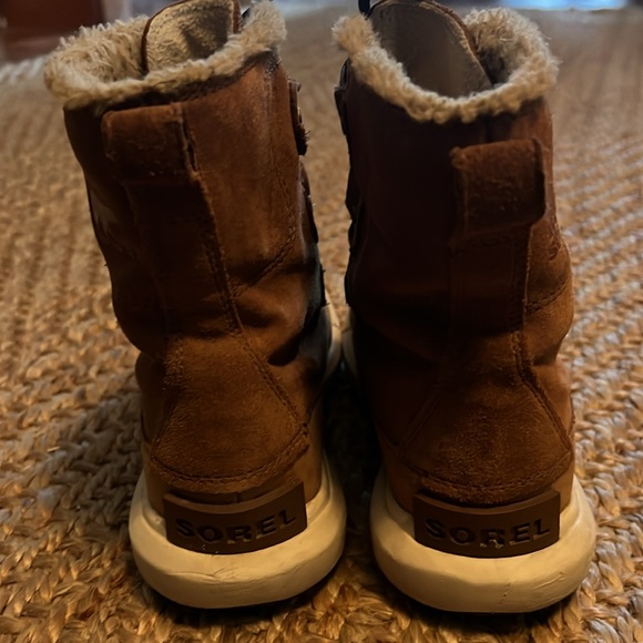 Women’s Sorel Explorer Joan || - Picture 3 of 9